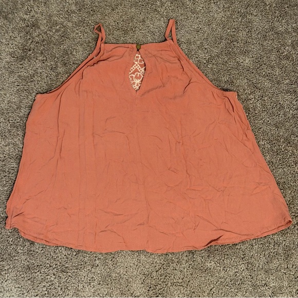 Women's Dusty Rose Embroidered Tank - Picture 4 of 4